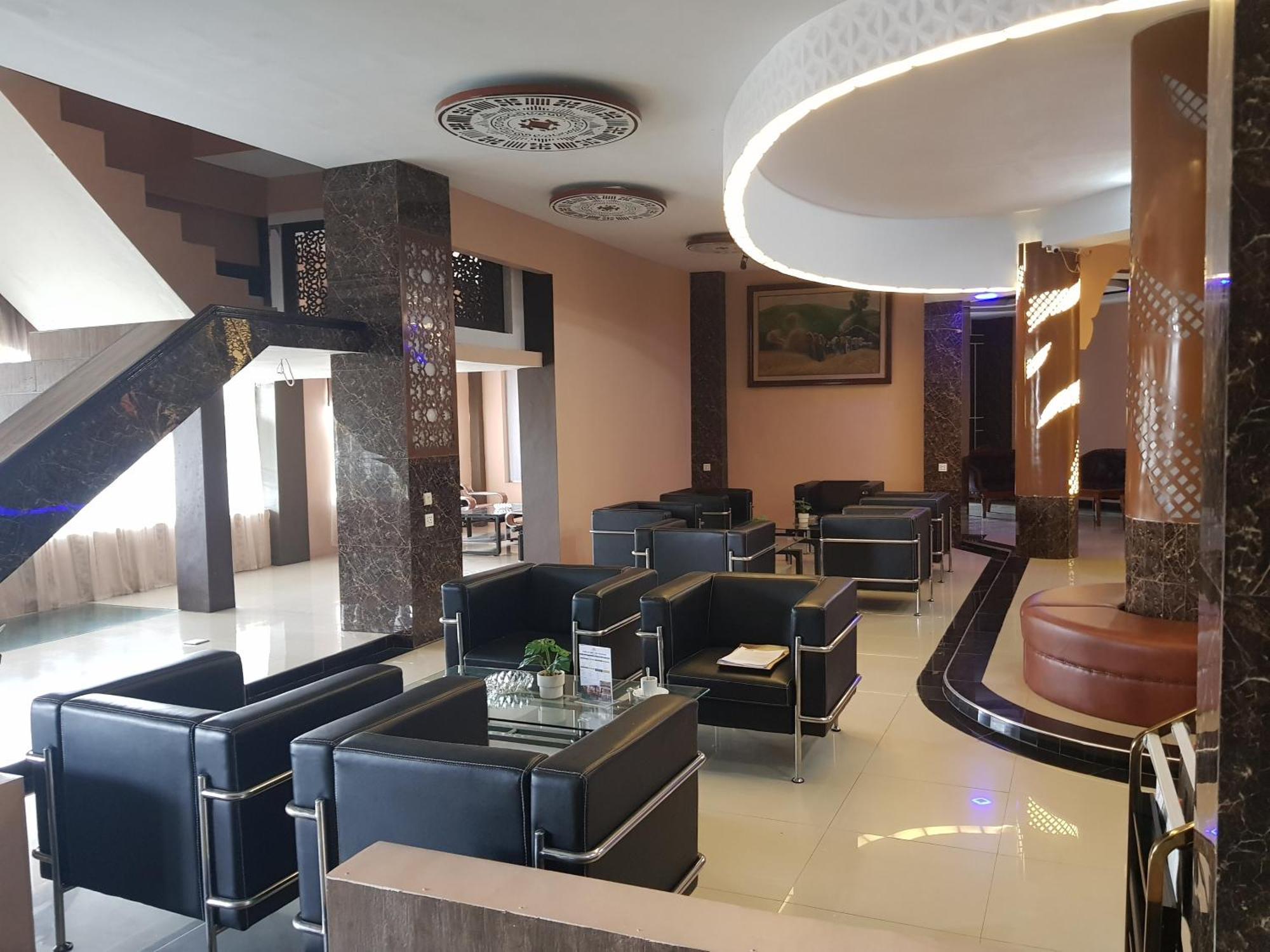Capital O 93263 Linge Land Hotel Takengon Exterior foto